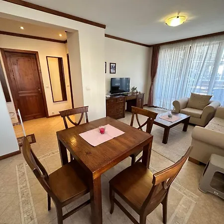 St Ivan Rilski Spacious Apartament