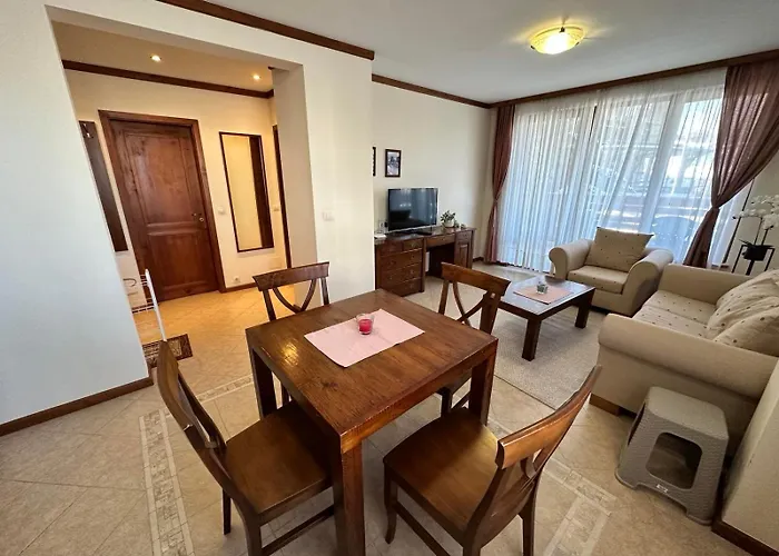 St Ivan Rilski Spacious شقة