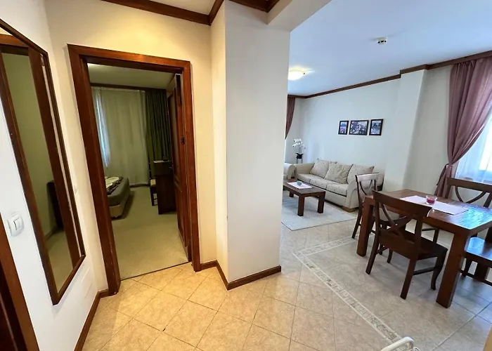 St Ivan Rilski Spacious شقة